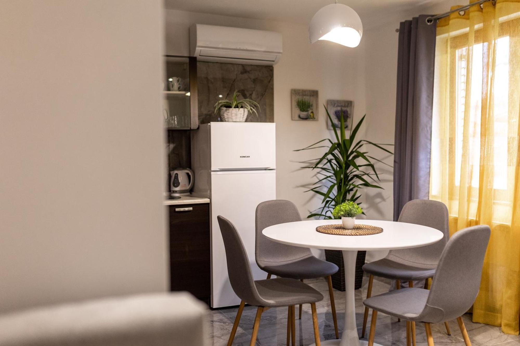 Studio Apartman Planb, Self Check In Osijek Eksteriør bilde